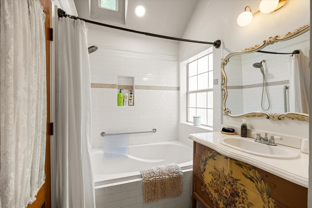 Crites - Commercial Sale