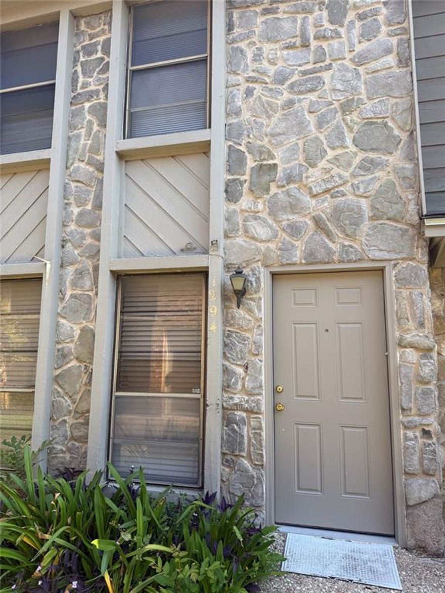 Right in the Baylor Bubble! This 2-bed, 2.5-bath condo is perfectly located for students, faculty, or investors. The floor plan includes a spacious living room with built-ins, kitchen and dining area, laundry room with space for full-size washerdryer, plus a convenient half bath downstairs. Upstairs offers two bedrooms, each with its own private bath—ideal for roommates or guests. Private back patio with storage is perfect for bikes or outdoor gear. Renovations in progress: brand-new flooring in all bathrooms and laundry room for a fresh, updated look. Just minutes from Baylor campus, downtown, and Waco dining entertainment. A prime opportunity for easy living or rental income!