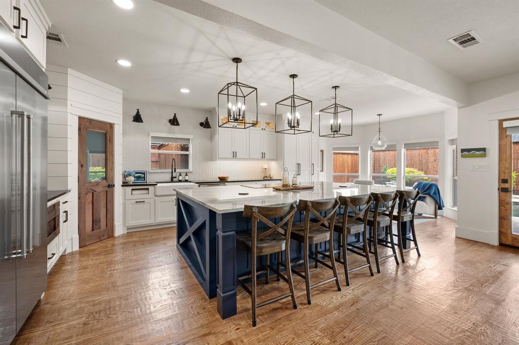 6706 Carriage Lane