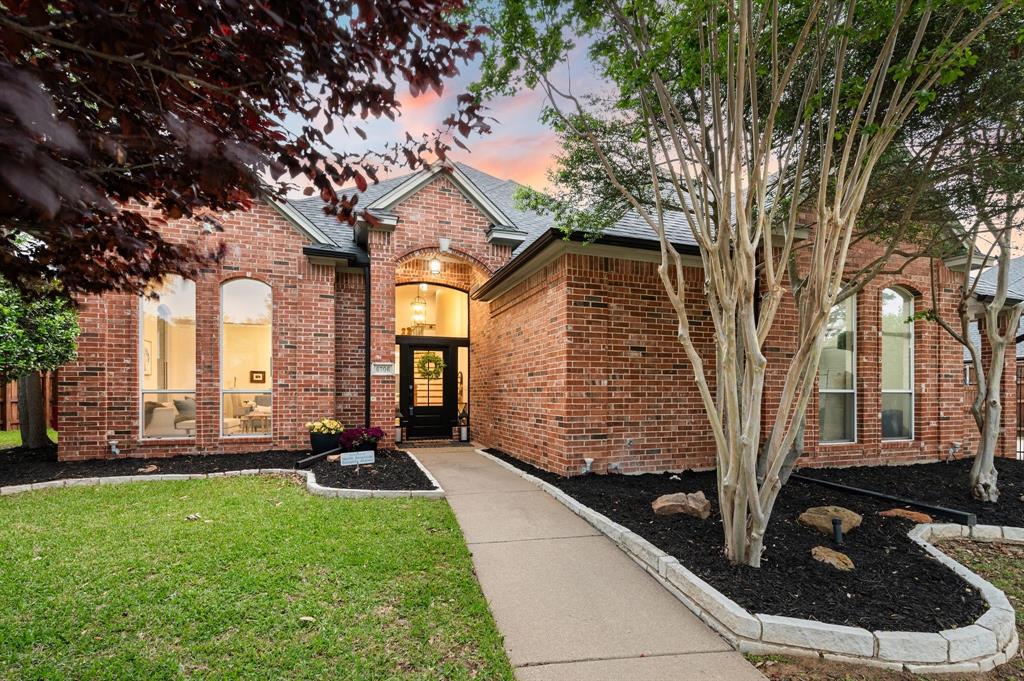 6706 Carriage Lane