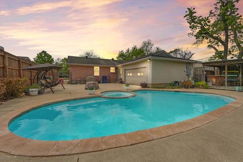 Photo of 1233 Bardfield Avenue, Garland, TX 75041 (MLS # 21222718)