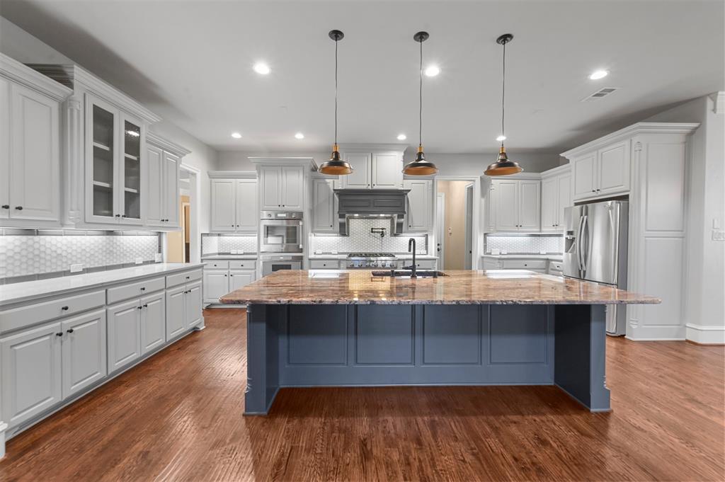 Flower Mound, Texas 75022, United States, 5 Bedrooms Bedrooms, ,6 BathroomsBathrooms,Residential,Active,40821