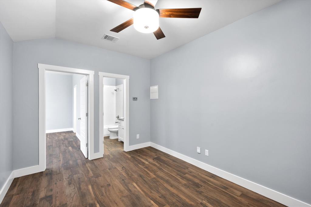 Mansfield City of - Residential Lease