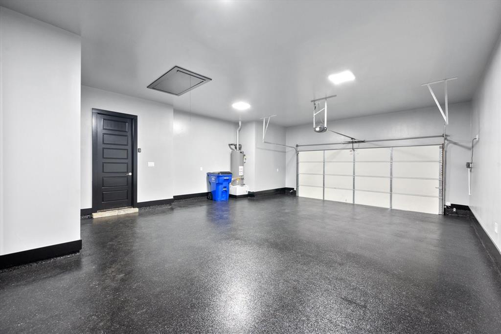 Mansfield City of - Residential Lease