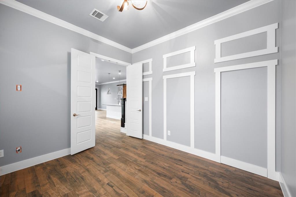 Mansfield City of - Residential Lease