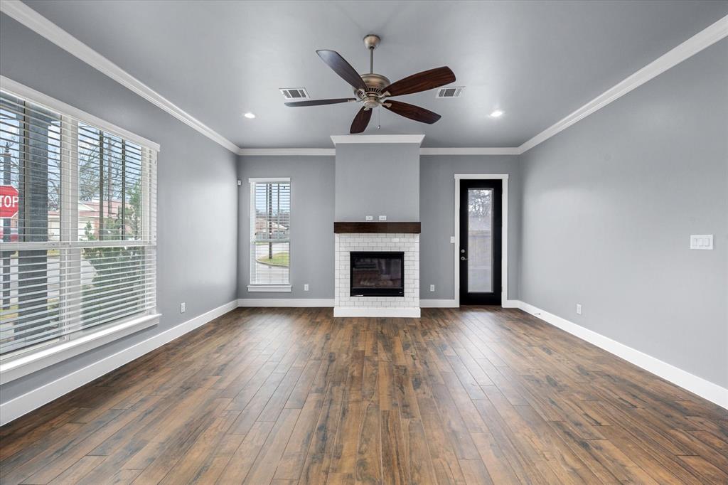 Mansfield City of - Residential Lease