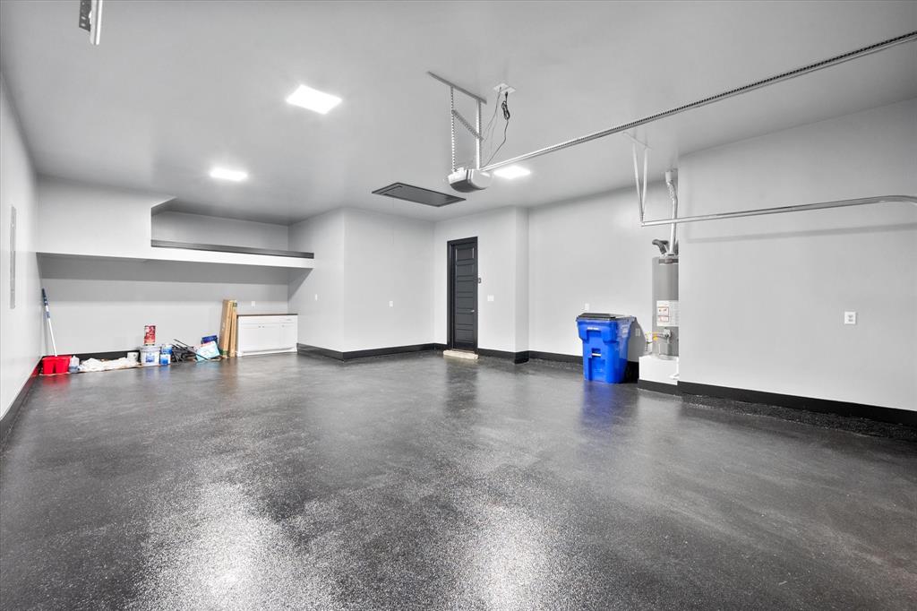 Mansfield City of - Residential Lease