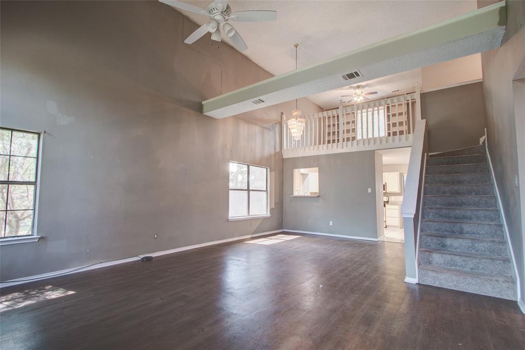 1109 Harvest Hill Lane