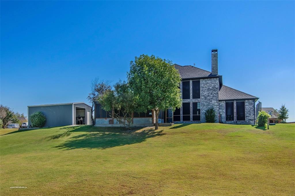 930 Lakeridge Drive