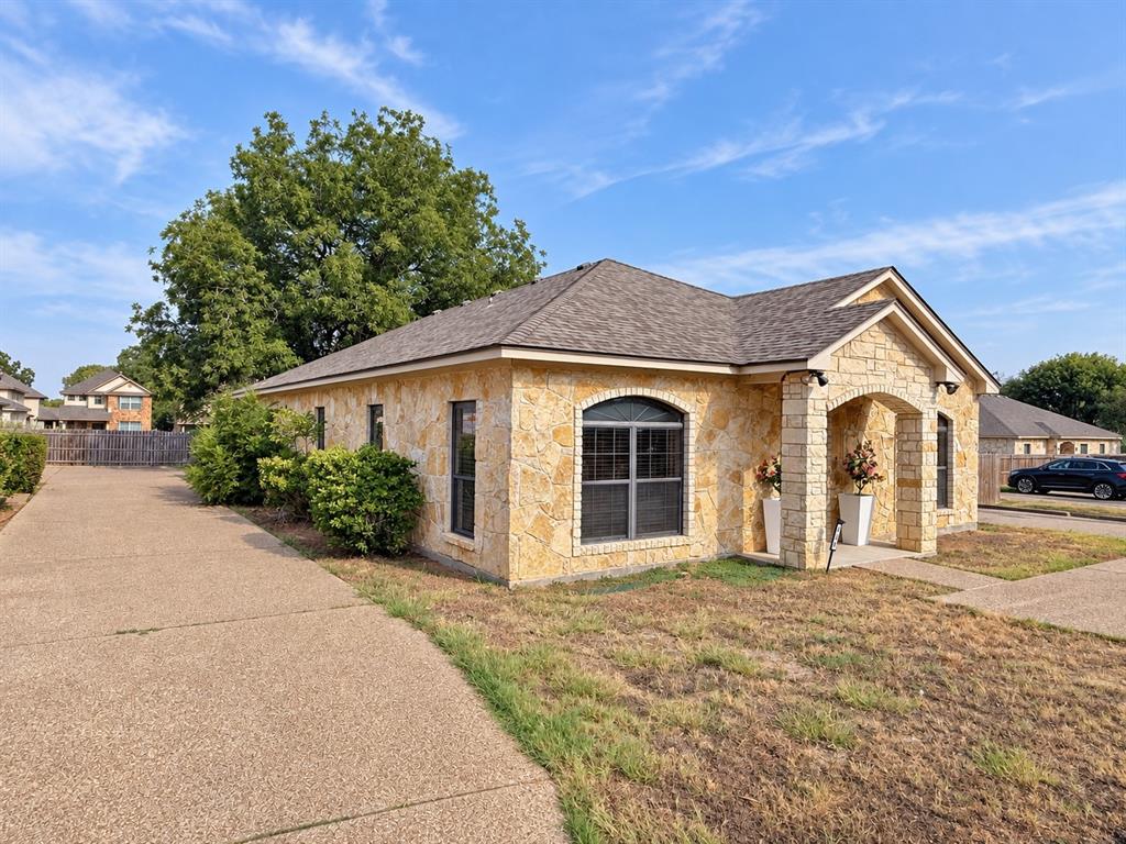 221 Gurley Lane
