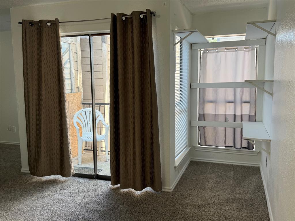 Richland Trace Condos - Residential