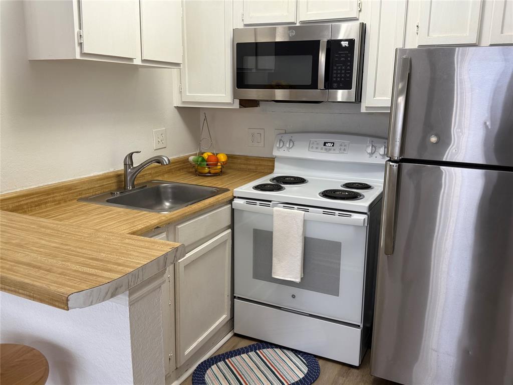 Richland Trace Condos - Residential