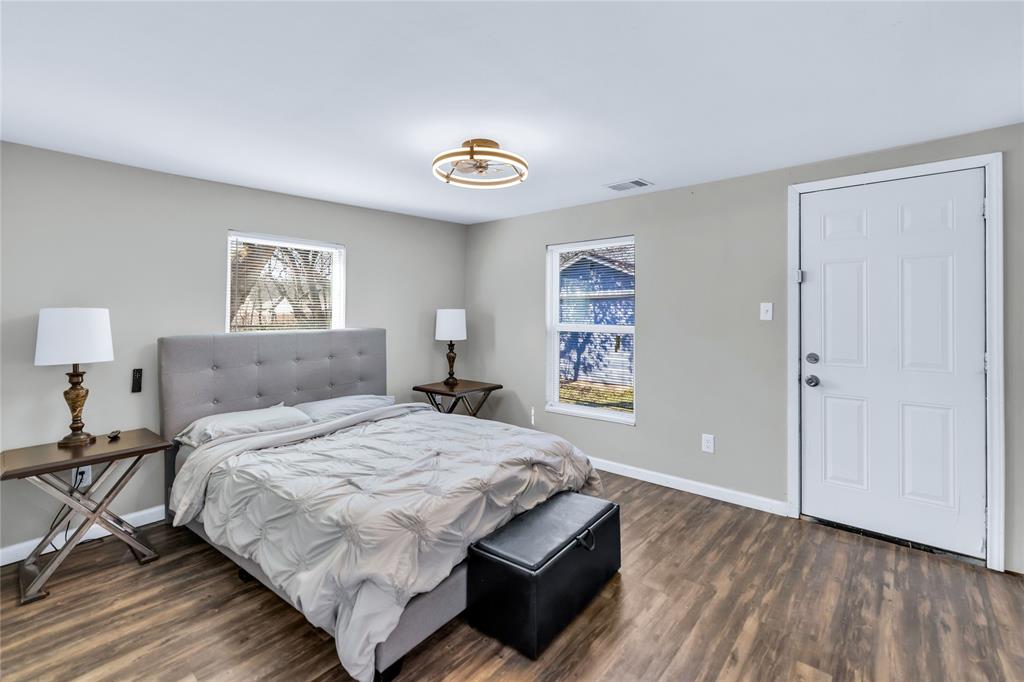 SOUTH SIDE - Residential