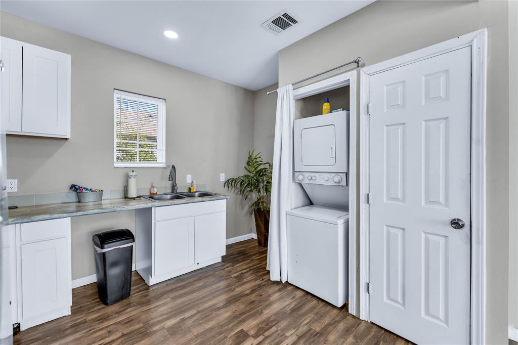 SOUTH SIDE - Residential