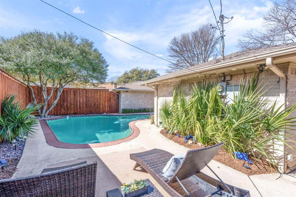 Lovers Lane East - Residential