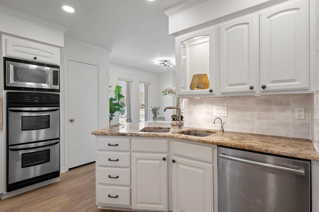 Lovers Lane East - Residential