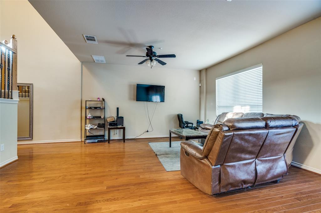 341 Metropolitan Drive