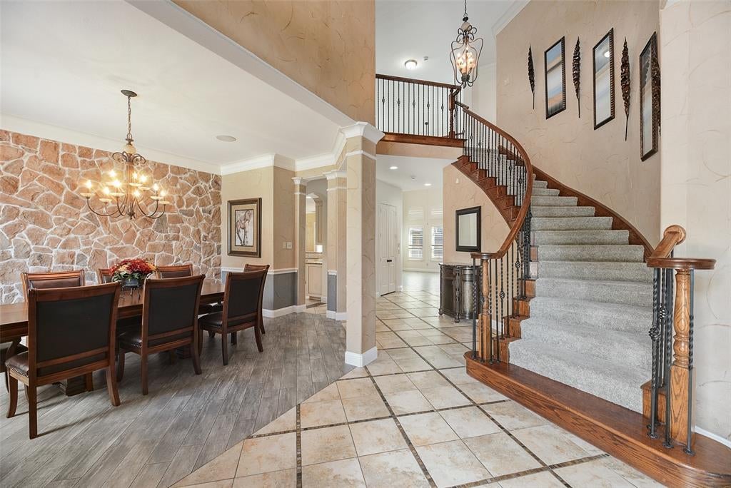 409 Silverado Trail