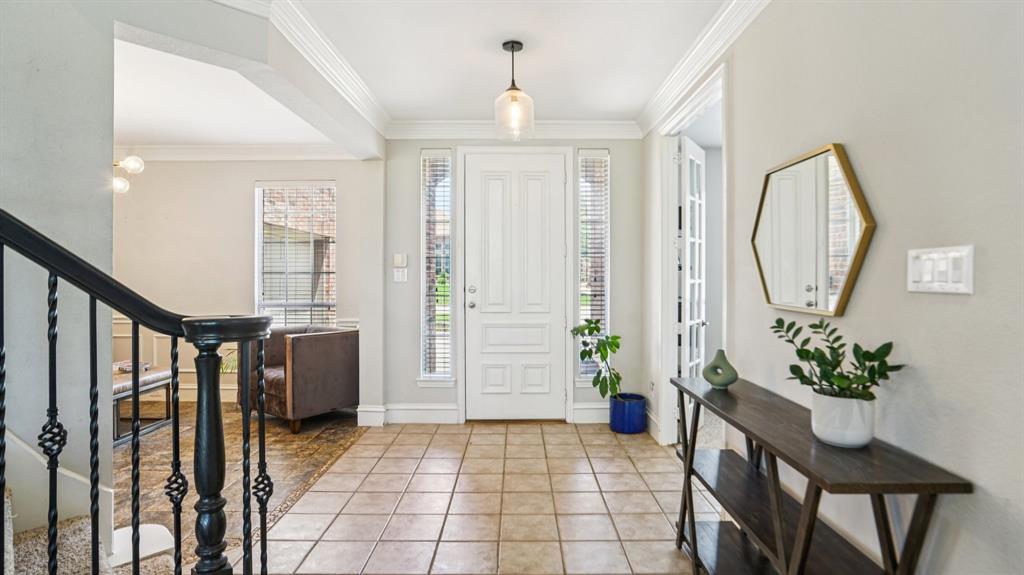 2945 Horseshoe Trail