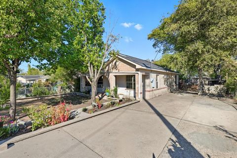 3604 Waters Street Lancaster TX 75134
