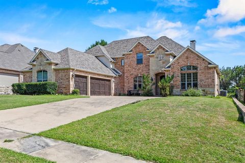 804 Bentwater Parkway Grand Prairie TX 75104