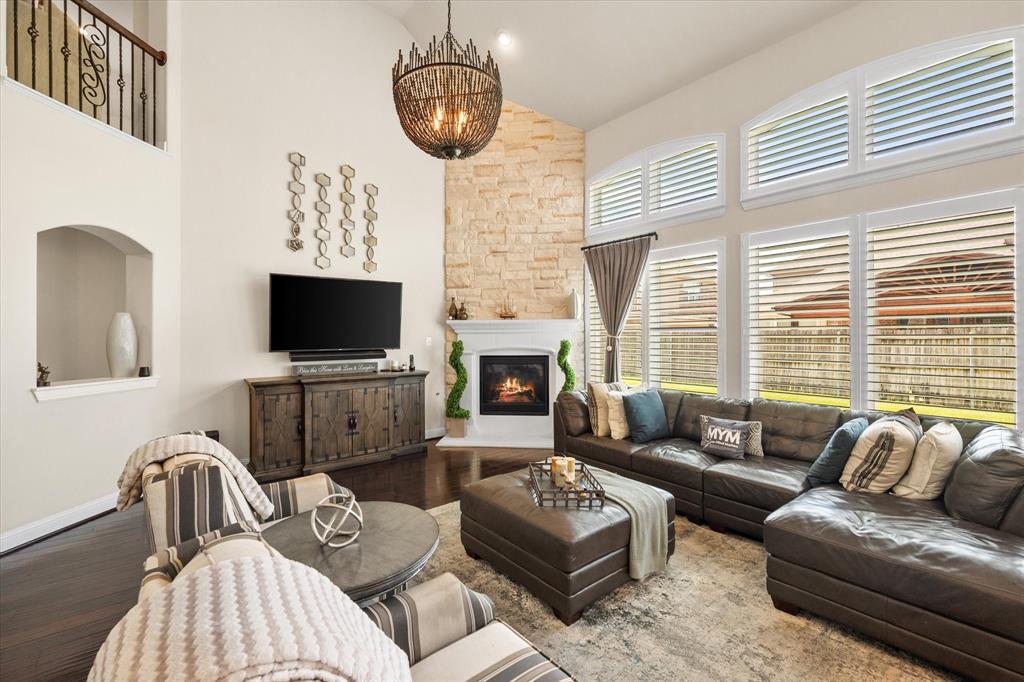 2839 Mariposa Drive