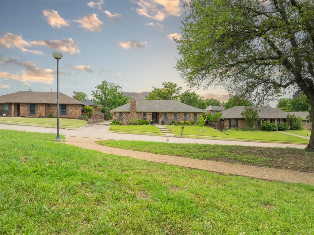 1714 Rosemeade Circle