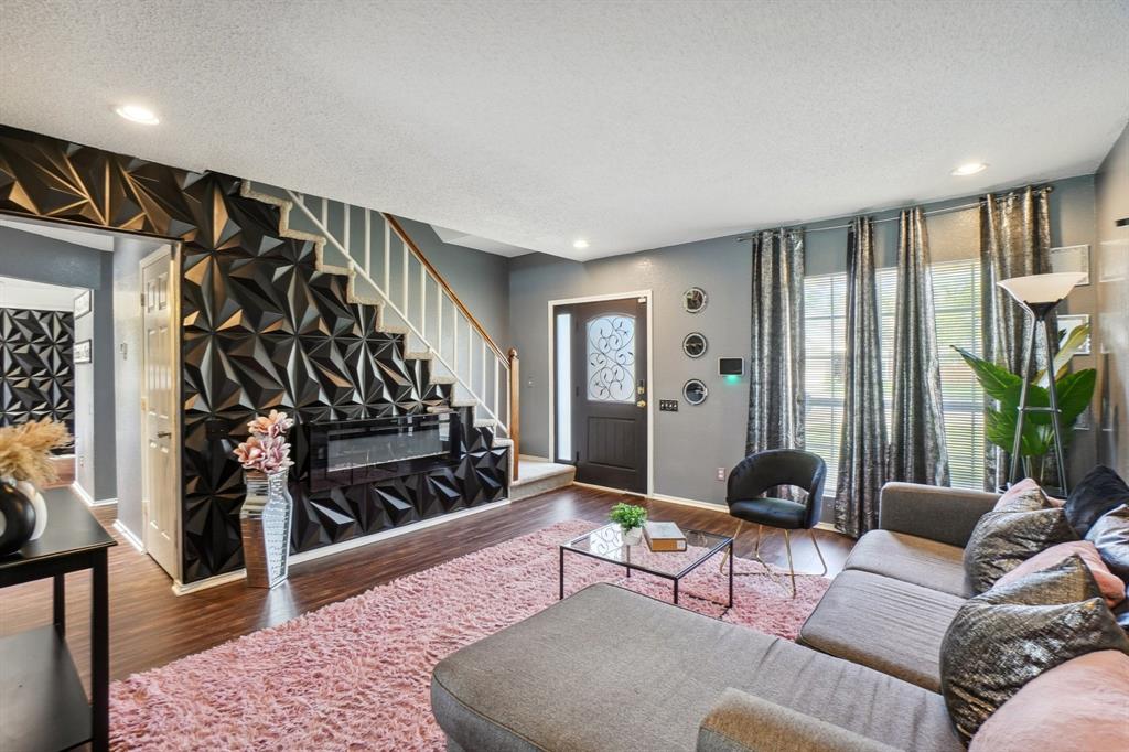 3017 Deanne Court