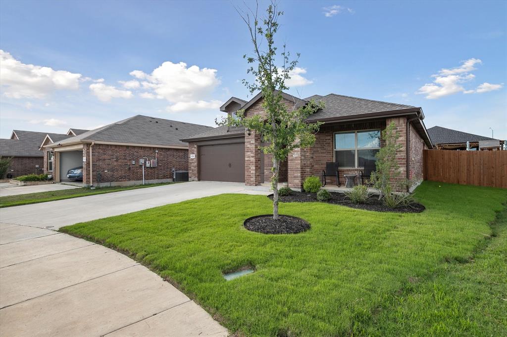 404 Huntsman Lane
