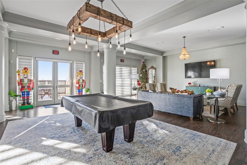 Villa De Leon Condo - Residential