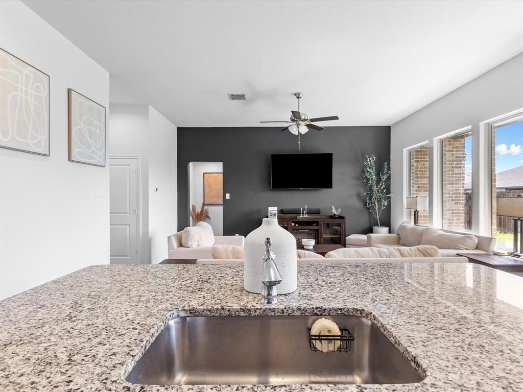 Hulen Tr - Residential