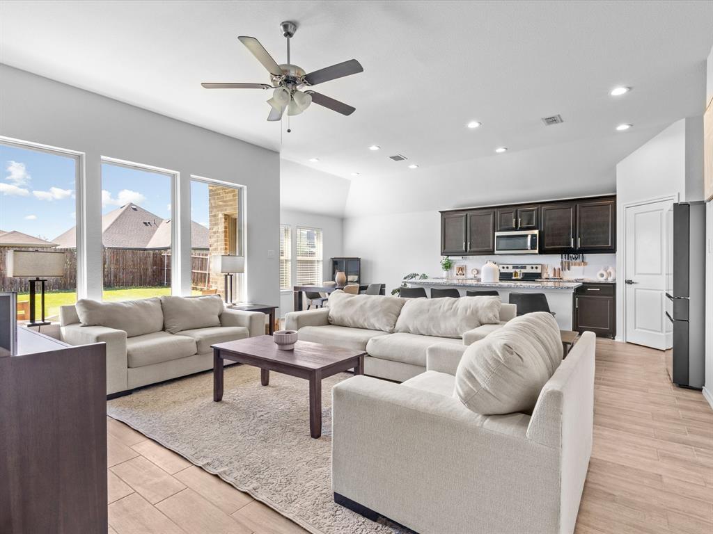 Hulen Tr - Residential