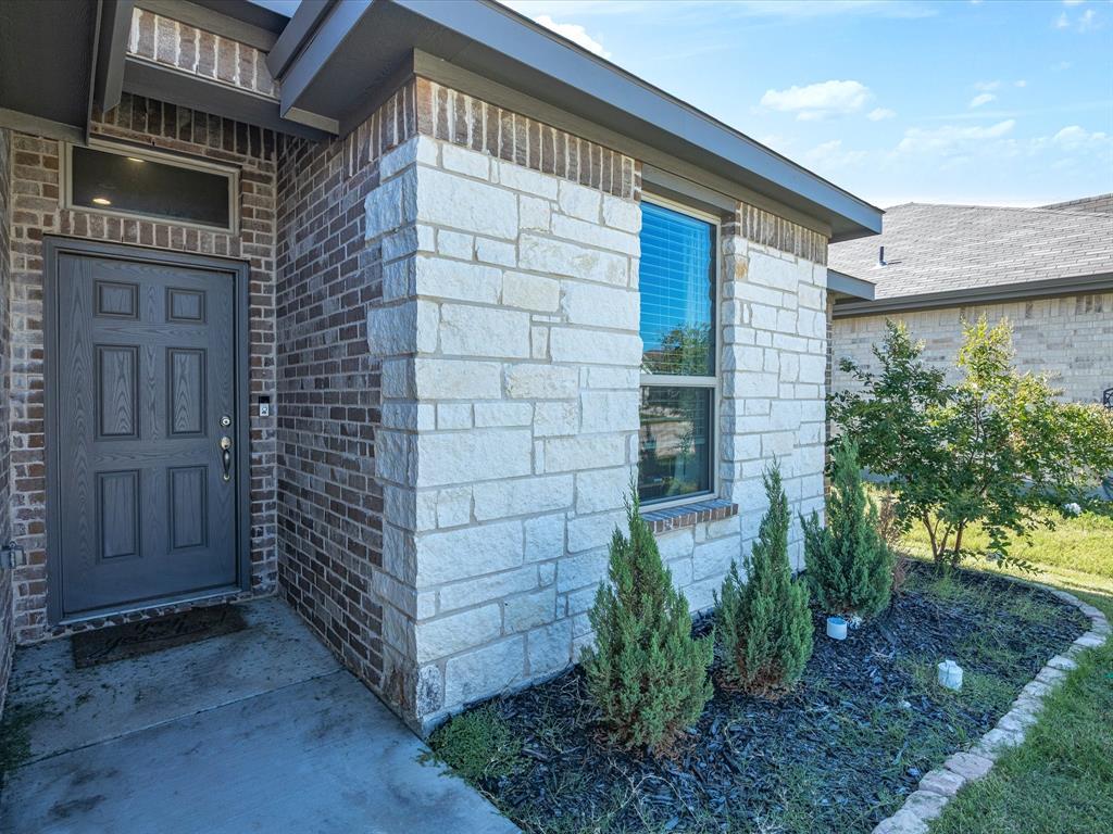 Hulen Tr - Residential