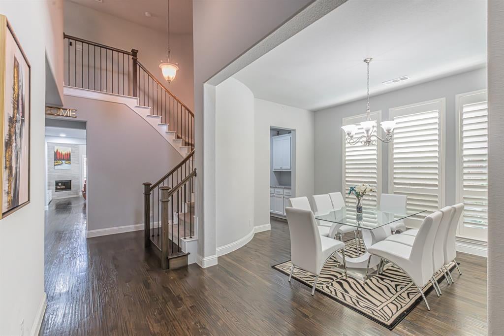 2517 Saffire Way