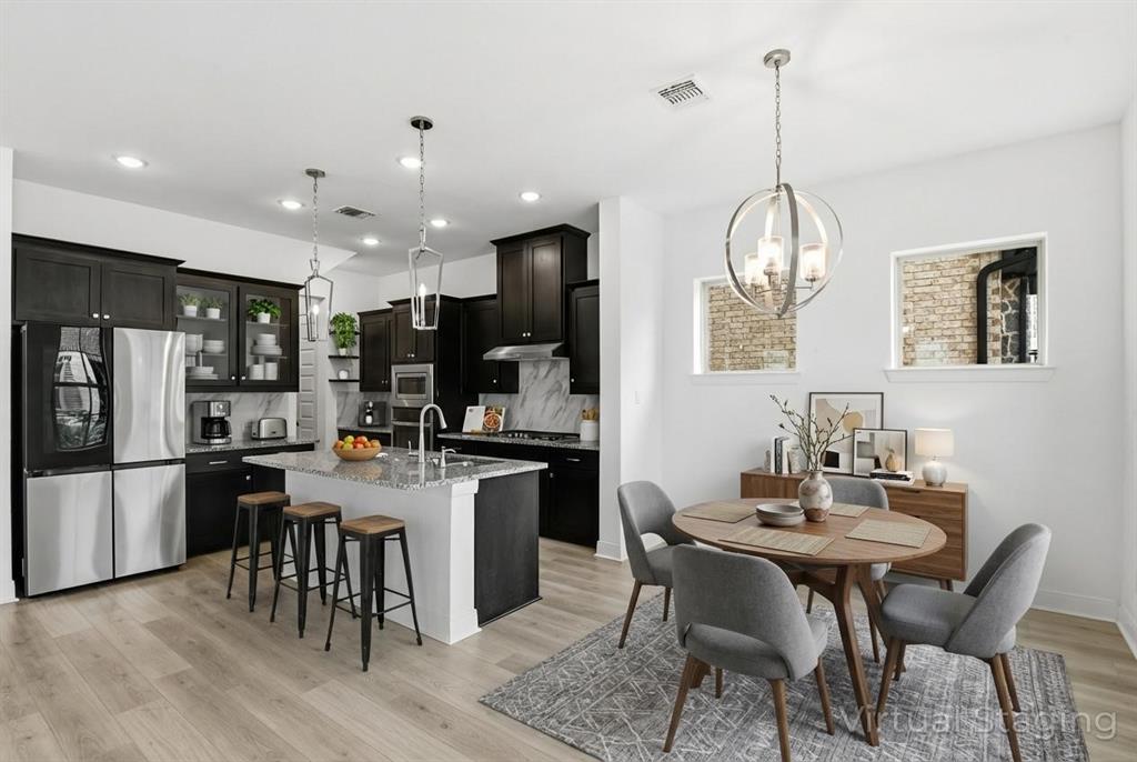 3127 Cliff Swallow Lane