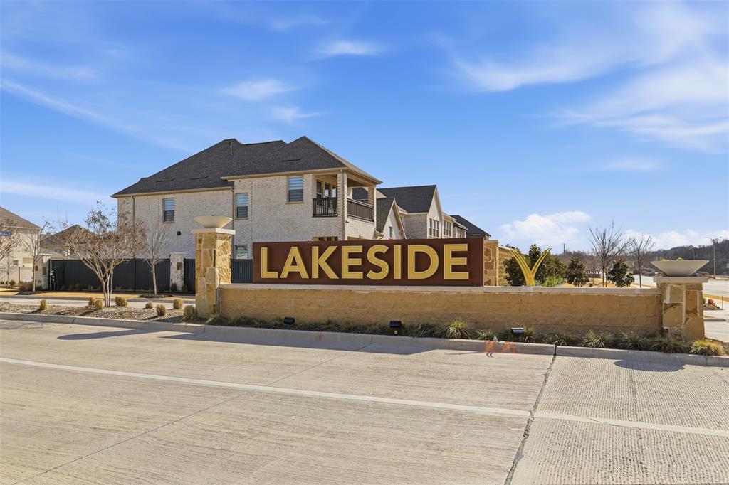 3127 Cliff Swallow Lane