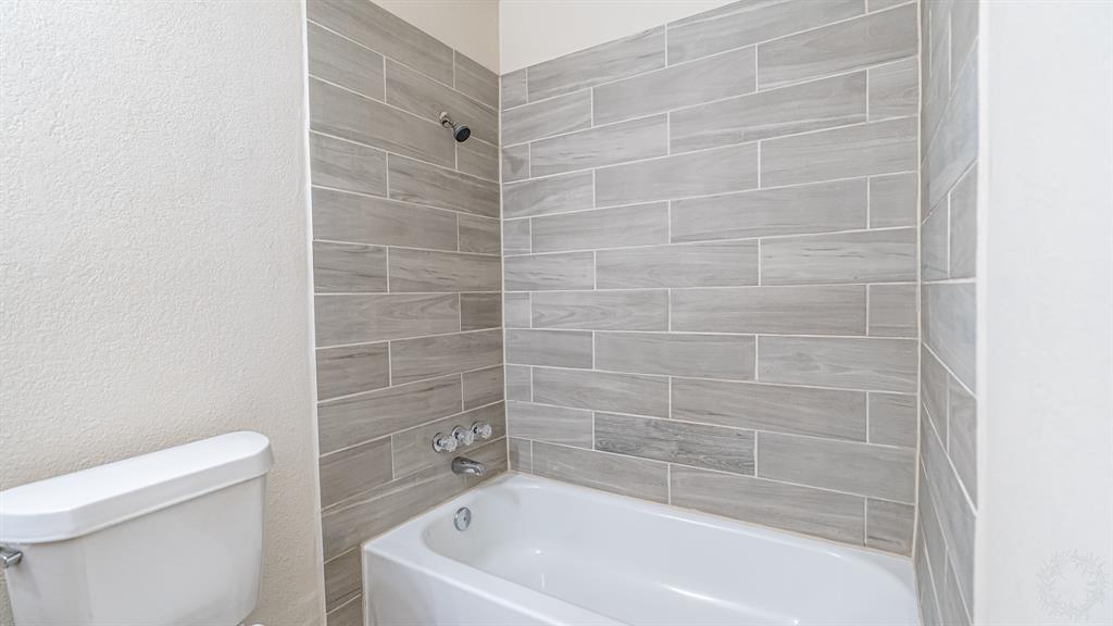 Pelican Bay Tenth Filing - Residential