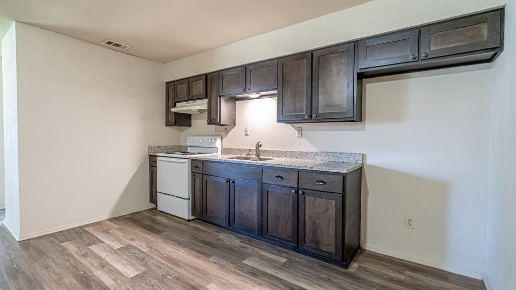 Pelican Bay Tenth Filing - Residential