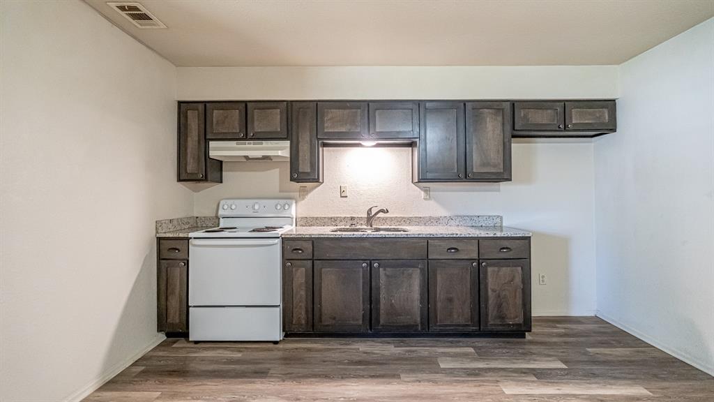 Pelican Bay Tenth Filing - Residential