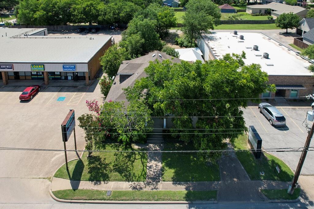 TOWN - Commercial Sale