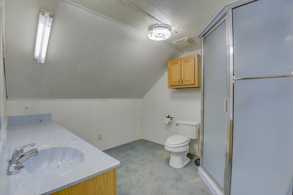 TOWN - Commercial Sale