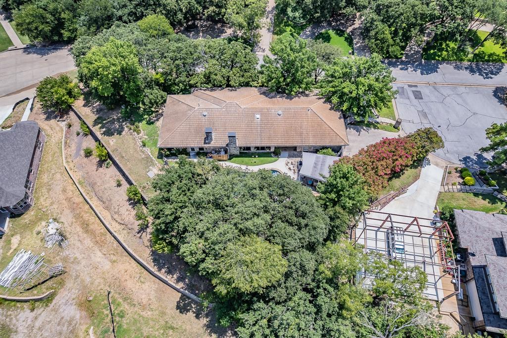 2406 Drawbridge Drive