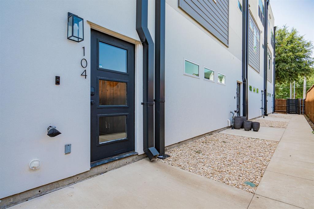 Elk Hill - Residential Income