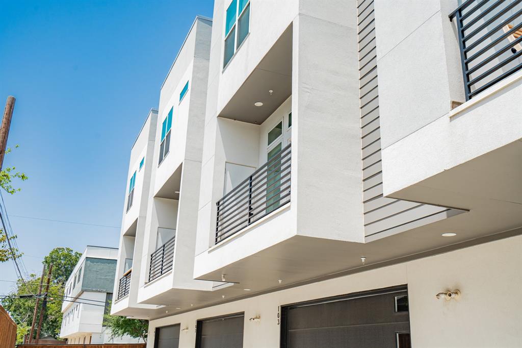 Elk Hill - Residential Income