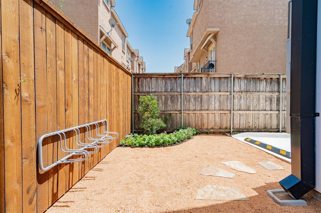 Elk Hill - Residential Income