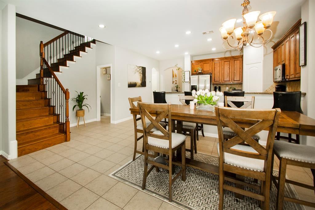 7912 TEXIAN Trail