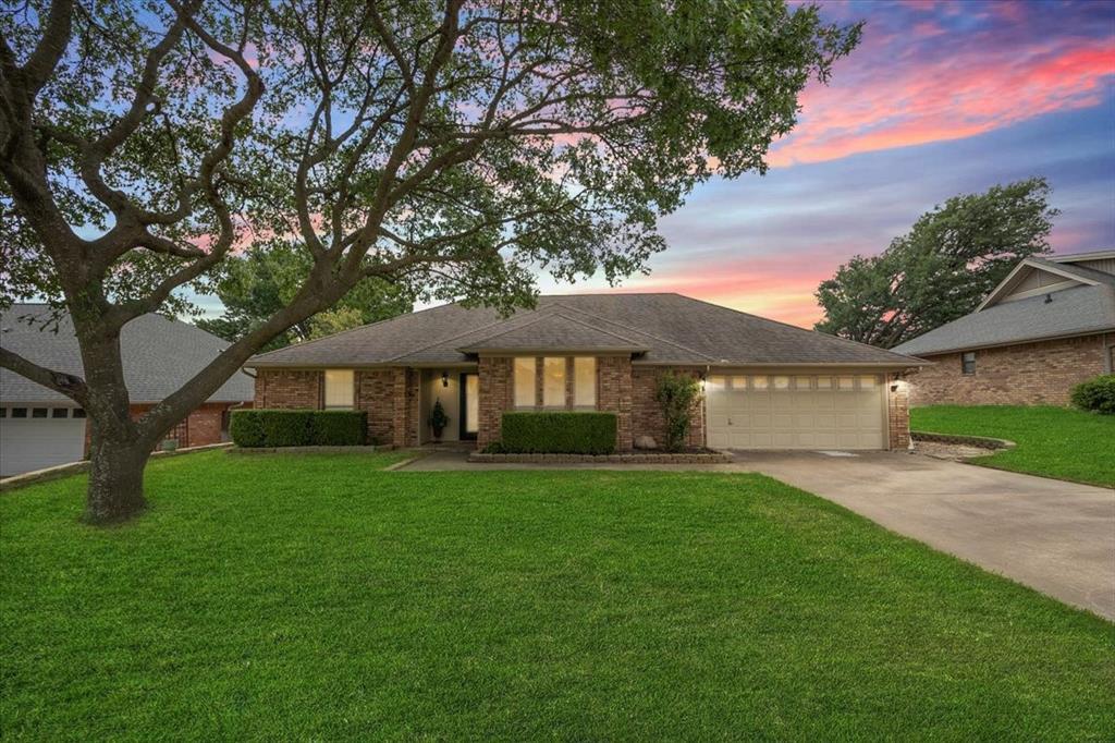 10013 Stoneleigh Drive