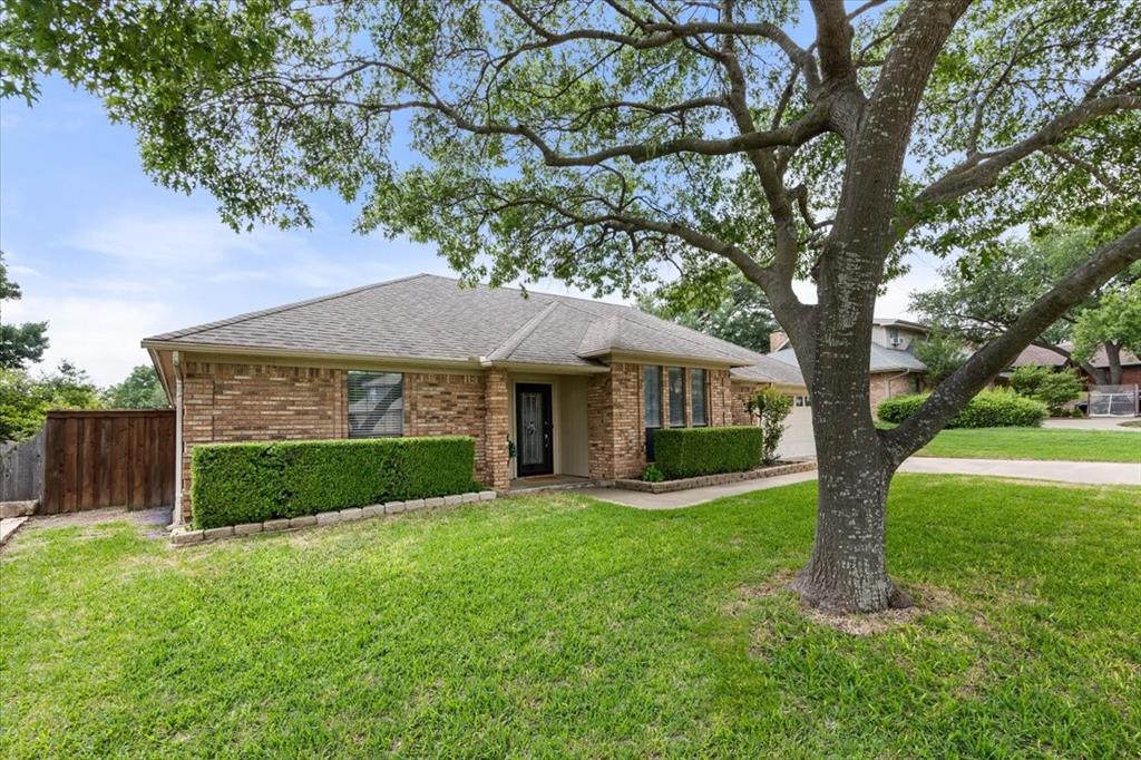 10013 Stoneleigh Drive