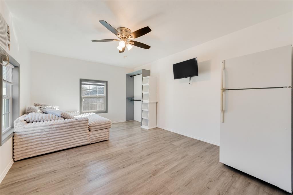 Chamberlain Arlington Heights 1st - Residential Lease