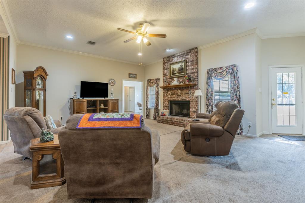 704 Saraatoga Drive